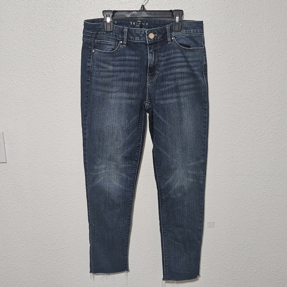 White House Black Market skinny jeans size 4